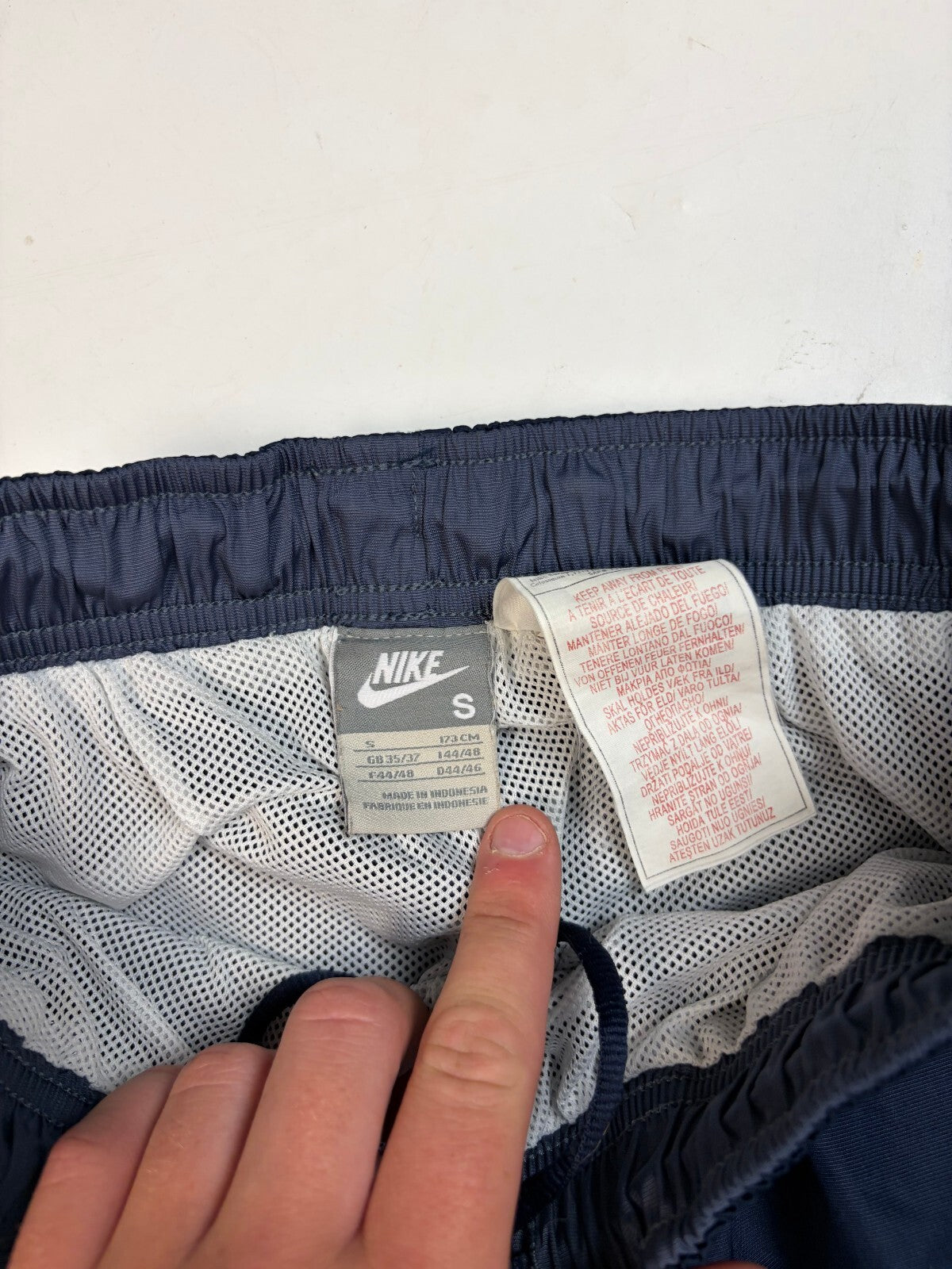Vintage Y2K Nike side stripe baggy track pants (S)