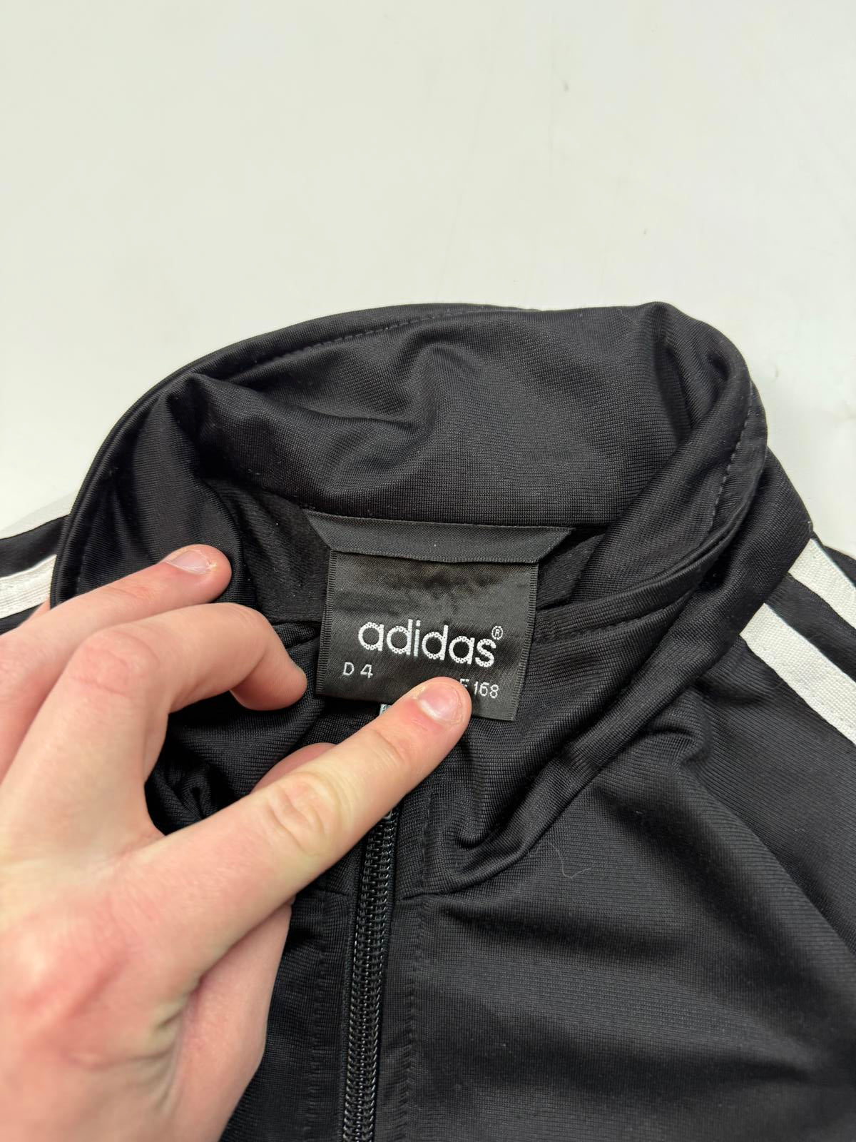 Vintage 90s adidas originals track top (S)