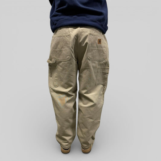Carhartt baggy carpenter pants (W36)