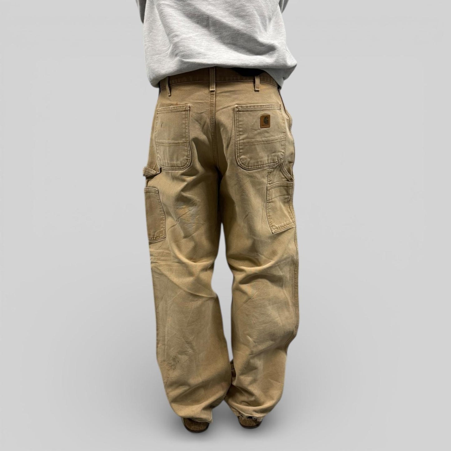 Carhartt baggy carpenter pants (W34)