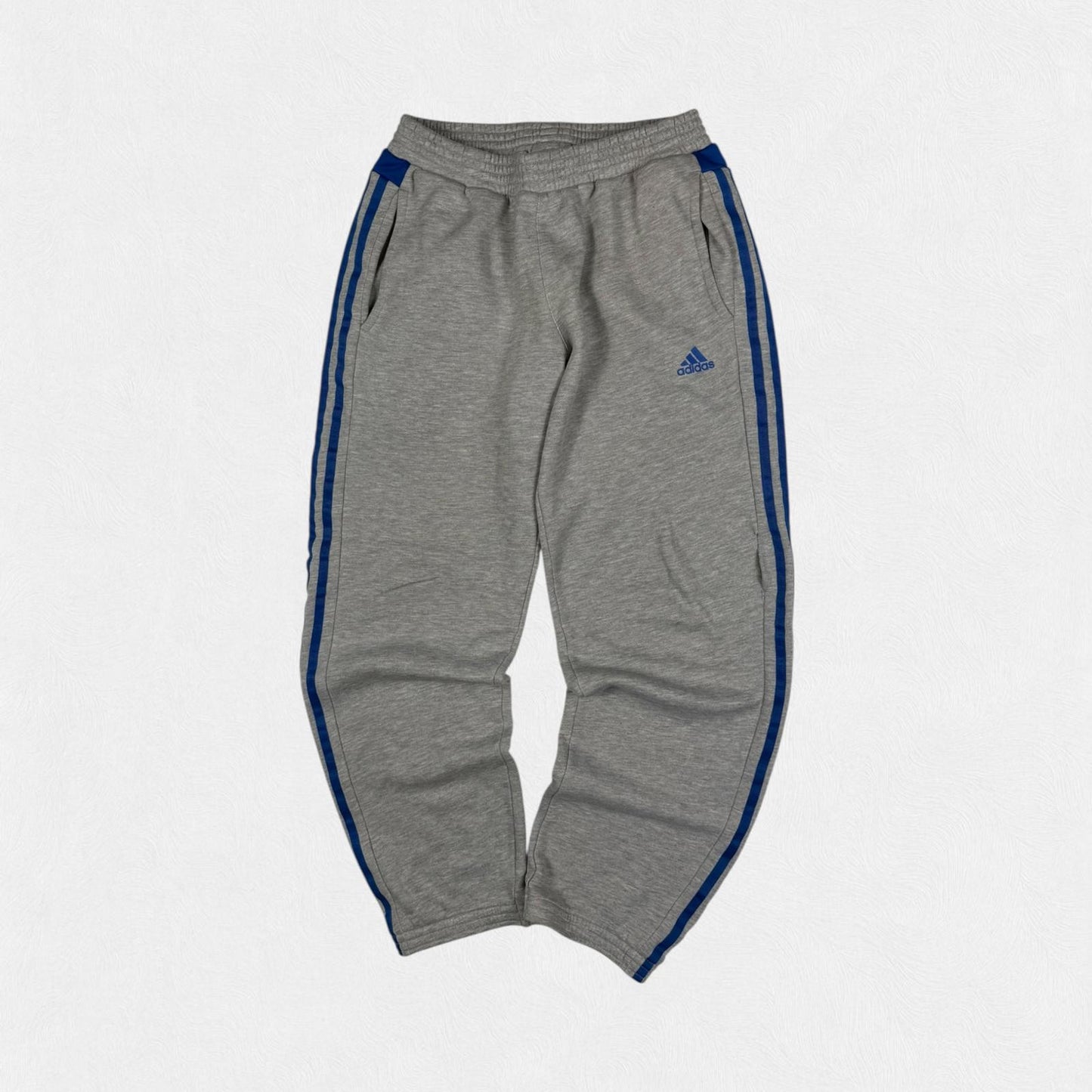 Y2K Adidas baggy joggers (S)