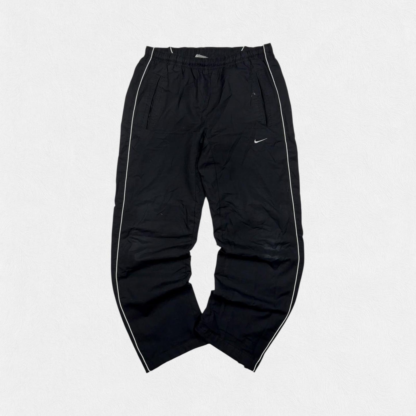 Vintage Nike baggy track pants (S)
