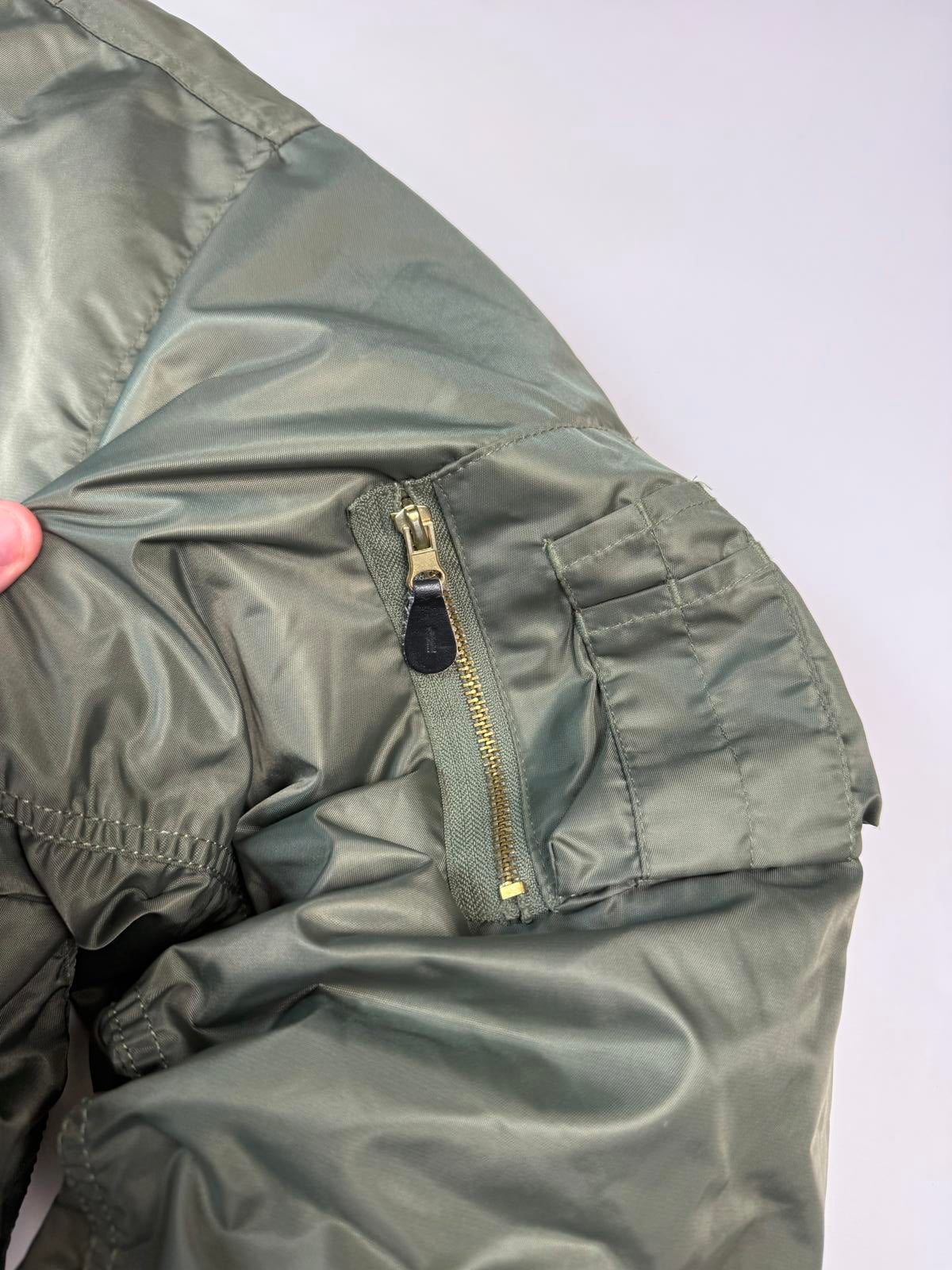 Vintage MA-1 bomber jacket (M)