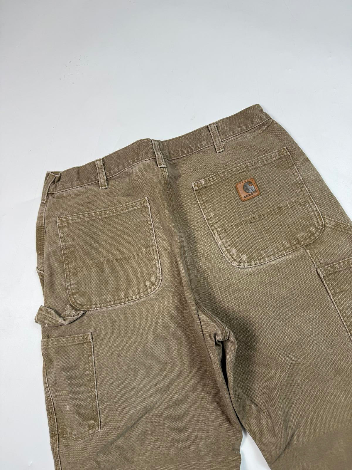 Carhartt baggy carpenter pants (W34)