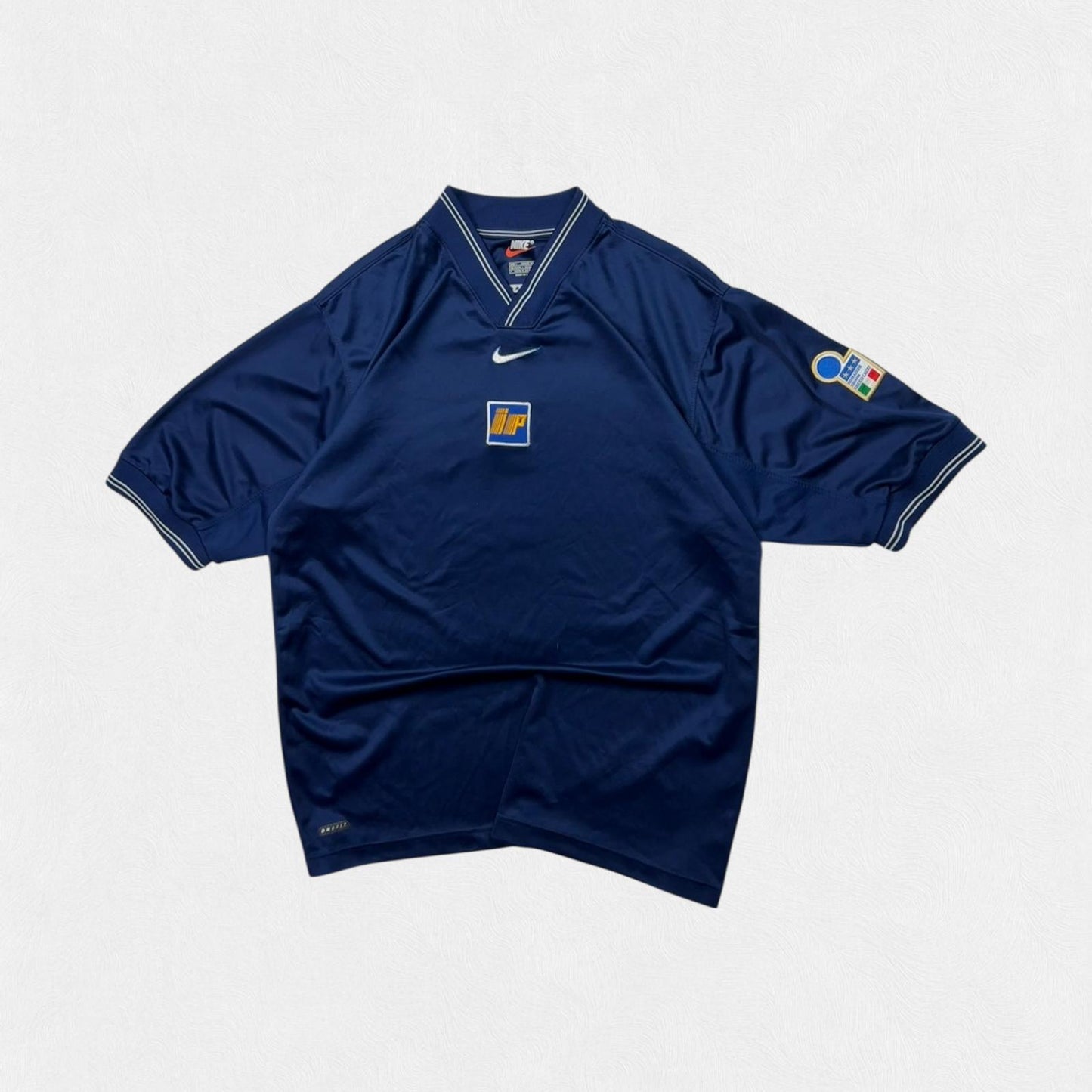 Vintage Italy 1998/99 Nike training football shirt (L)