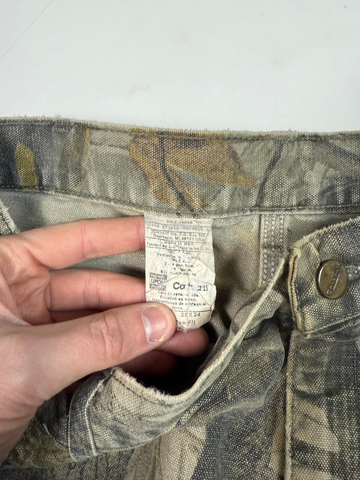 Vintage Carhartt realtree baggy carpenter pants (W34)
