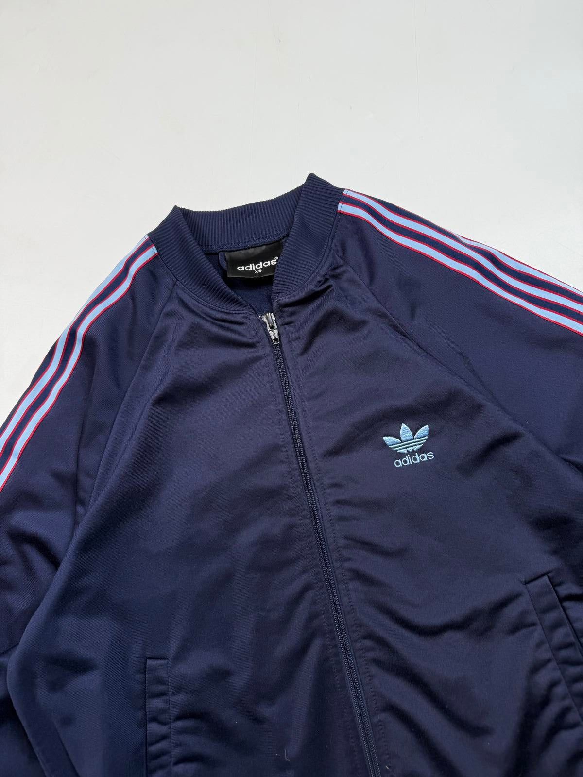 Vintage 90s adidas originals track top (XS)