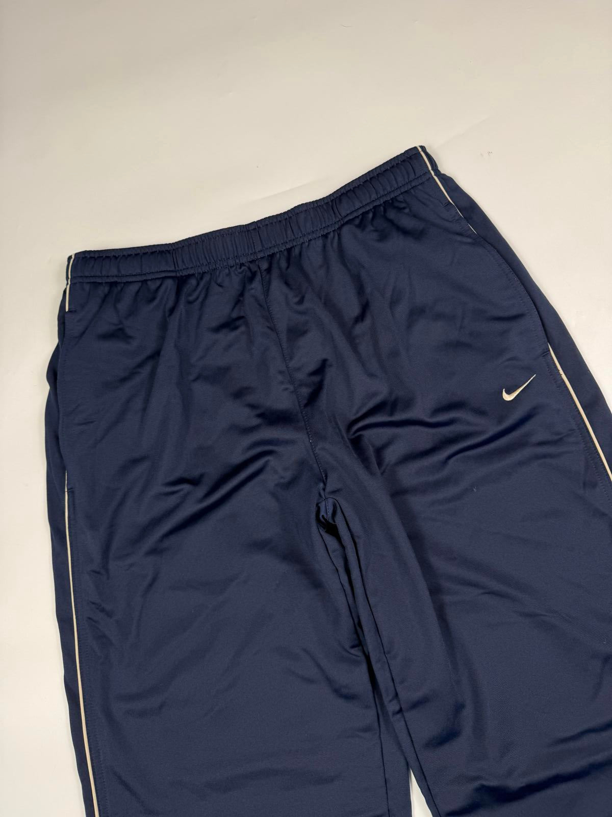 Vintage Nike baggy track pants (XL)