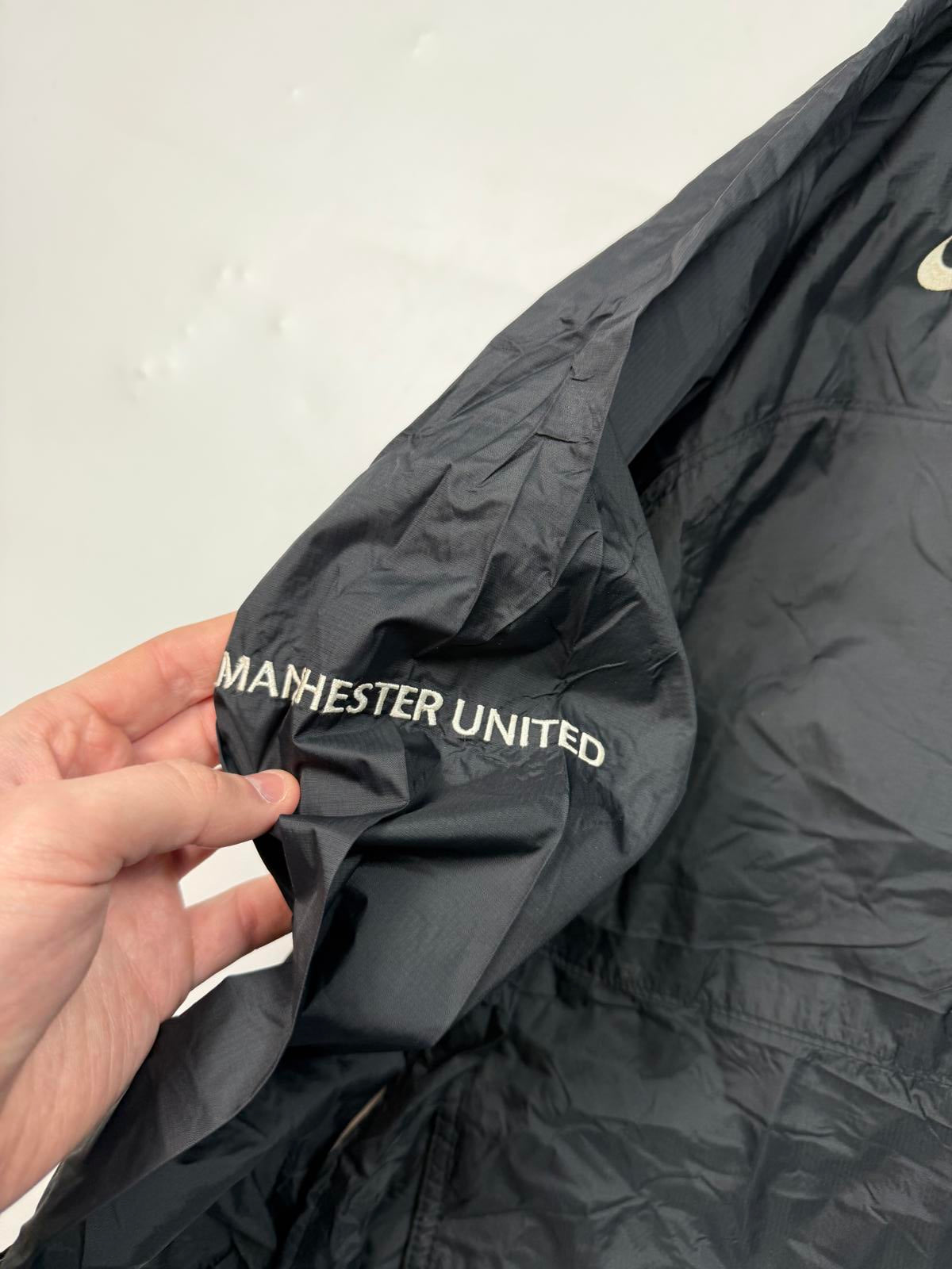 Vintage Manchester United 2008/09 Nike hooded jacket (M)