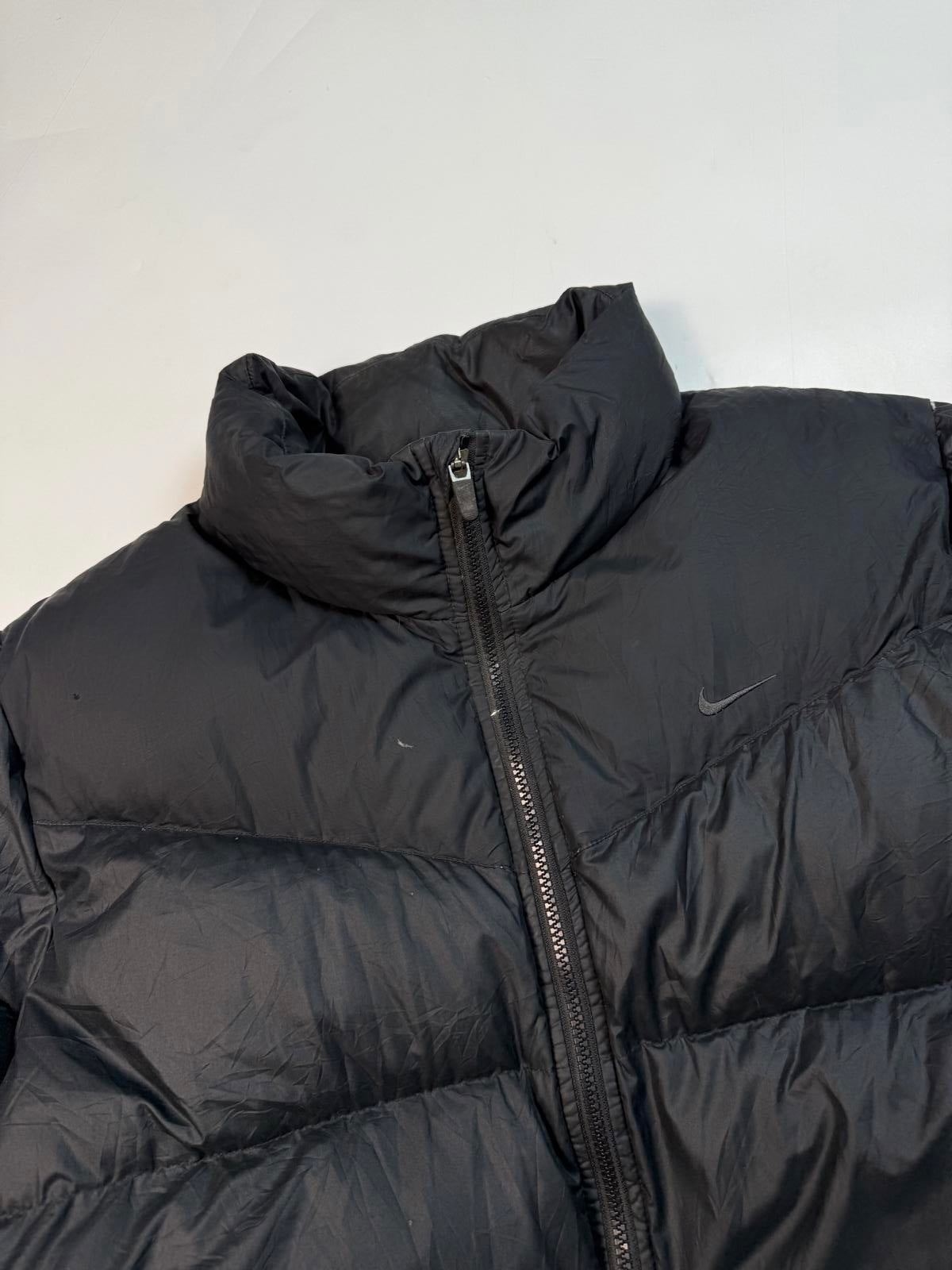Vintage Nike mini swoosh puffer jacket (L)