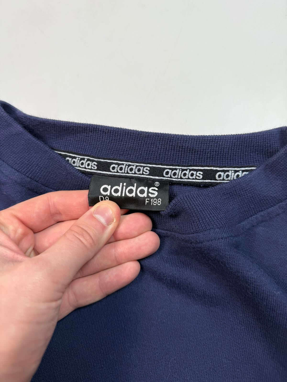 Vintage 90s adidas originals small logo sweatshirt (XL)